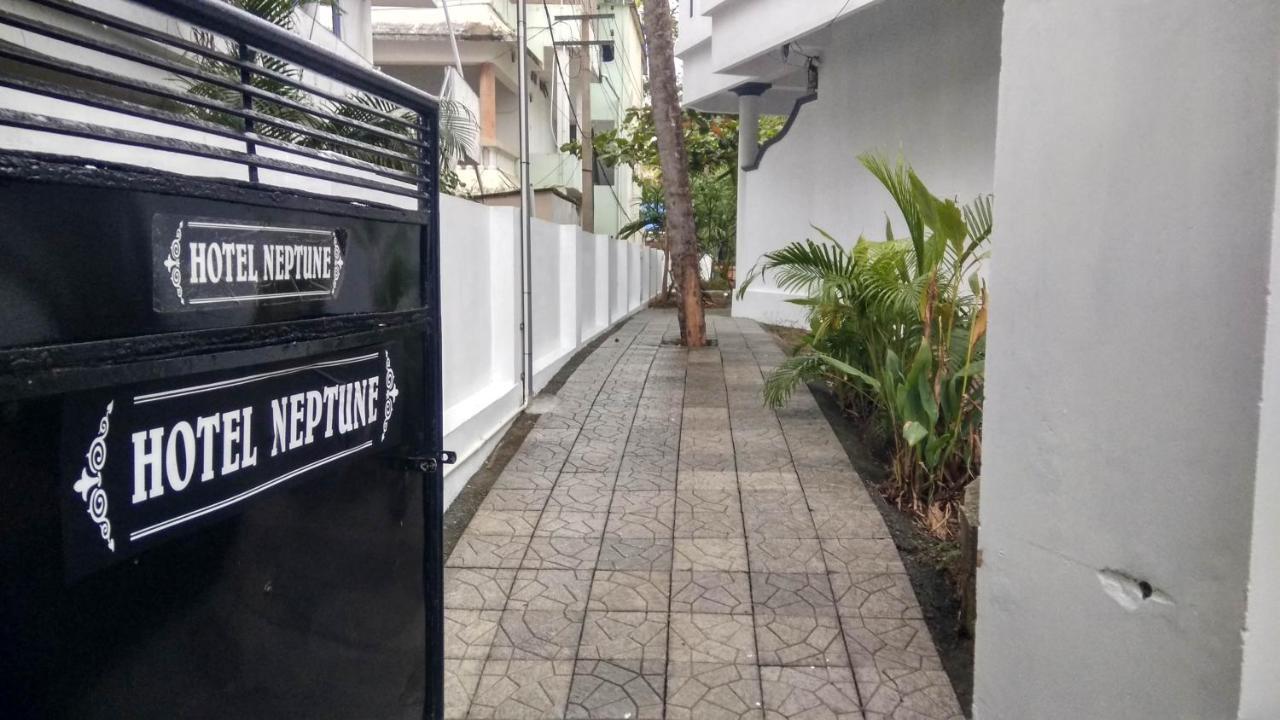 Hotel Neptune Kovalam 트리반드룸 외부 사진